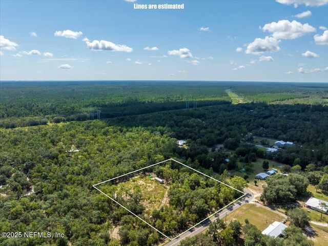124 DAREN Drive, Palatka, FL 32177