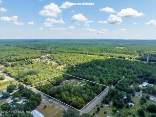 124 DAREN Drive, Palatka, FL 32177