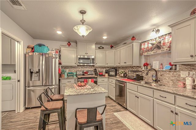 2590 Belle Hubbard Trail, Belton, TX 76513