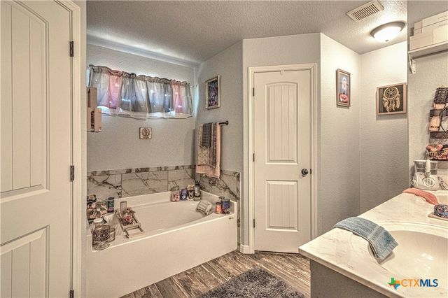 2590 Belle Hubbard Trail, Belton, TX 76513