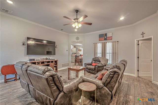 2590 Belle Hubbard Trail, Belton, TX 76513