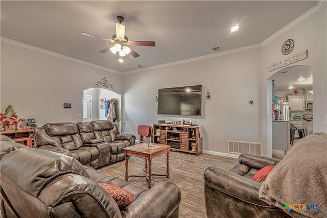 2590 Belle Hubbard Trail, Belton, TX 76513