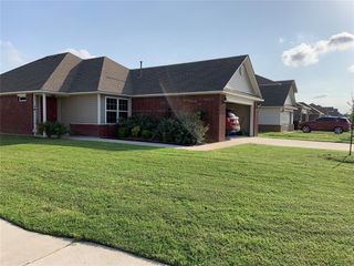 9200 NW 71st Street, Yukon, OK 73099