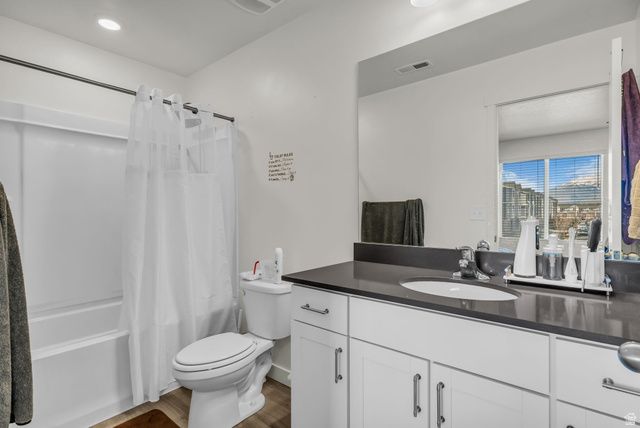 266 N PORTSIDE LN, Saratoga Springs, UT 84045