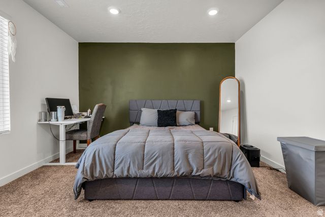 266 N PORTSIDE LN, Saratoga Springs, UT 84045