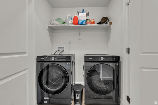 266 N PORTSIDE LN, Saratoga Springs, UT 84045