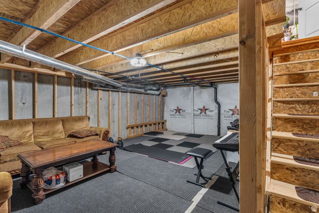 266 N PORTSIDE LN, Saratoga Springs, UT 84045