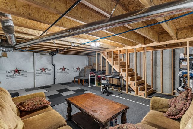 266 N PORTSIDE LN, Saratoga Springs, UT 84045