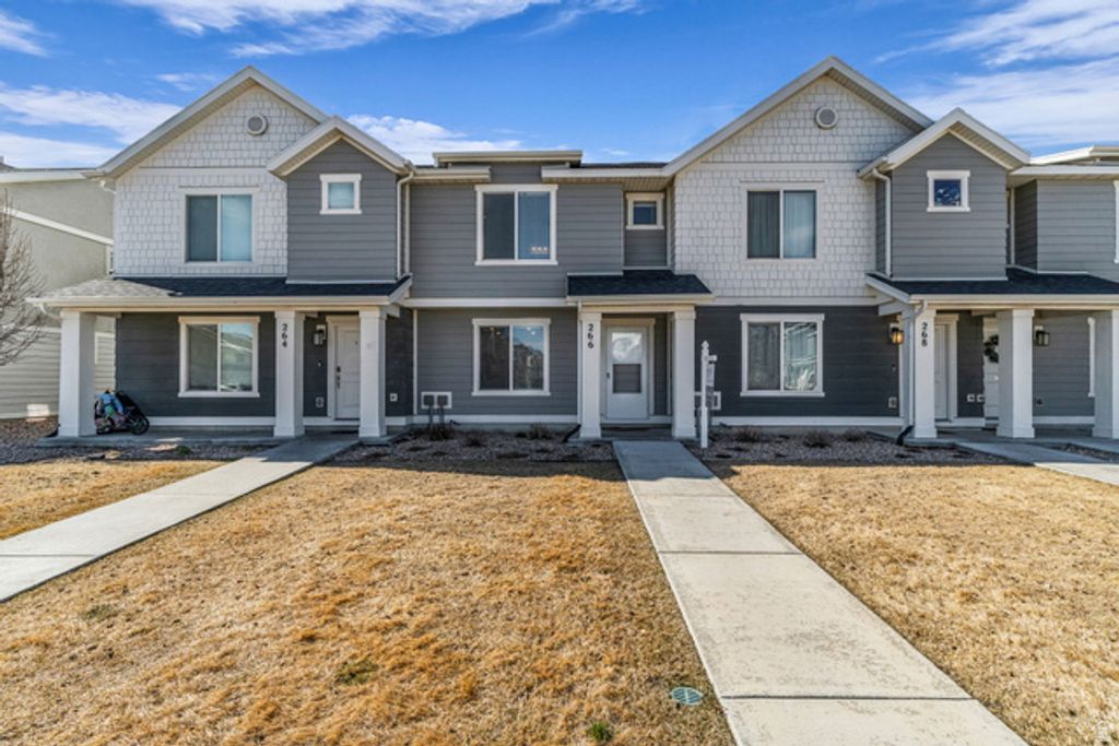 266 N PORTSIDE LN, Saratoga Springs, UT 84045