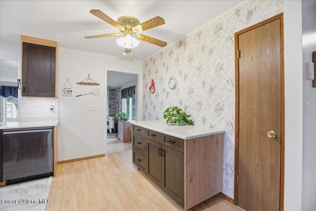 9519 N Baack RD, Hayden, ID 83835