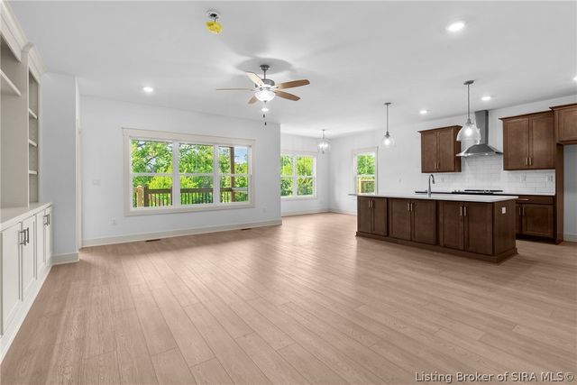 4642 Red Tail Ridge 212, Jeffersonville, IN 47130