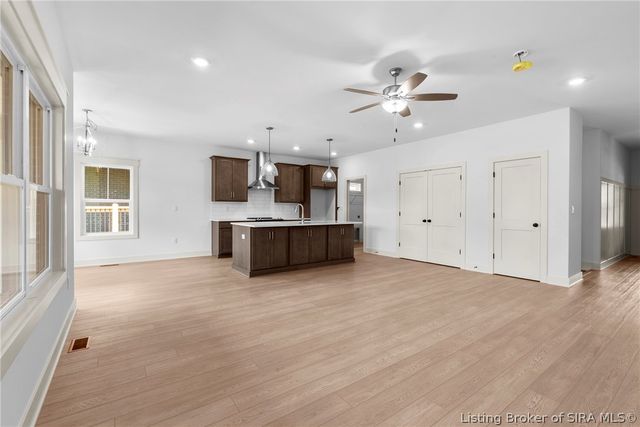 4642 Red Tail Ridge 212, Jeffersonville, IN 47130