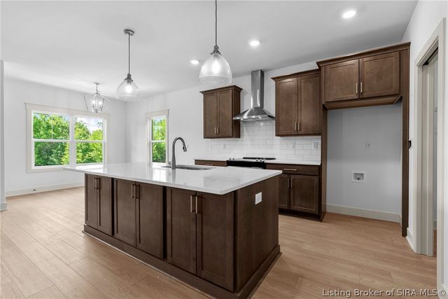 4642 Red Tail Ridge 212, Jeffersonville, IN 47130