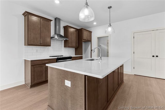 4642 Red Tail Ridge 212, Jeffersonville, IN 47130