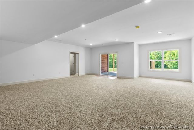 4642 Red Tail Ridge 212, Jeffersonville, IN 47130