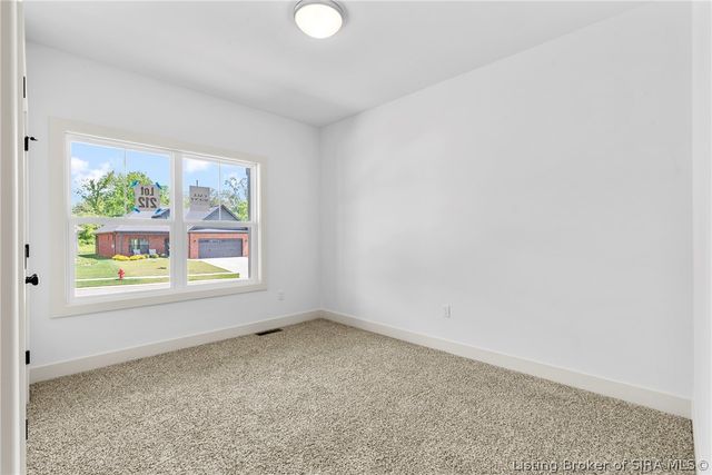 4642 Red Tail Ridge 212, Jeffersonville, IN 47130