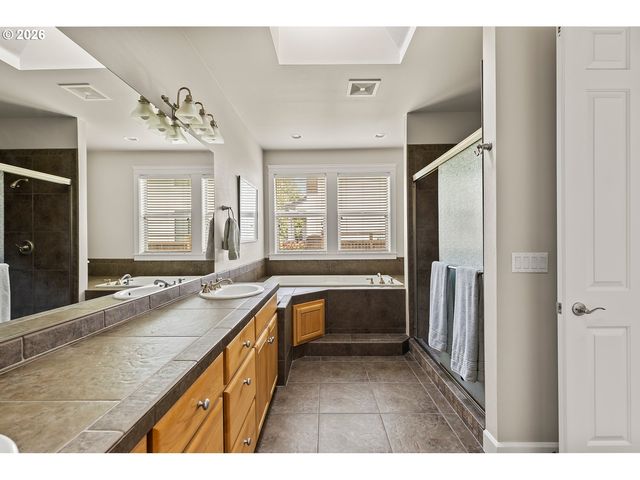 2612 Nw 127TH St, Vancouver, WA 98685