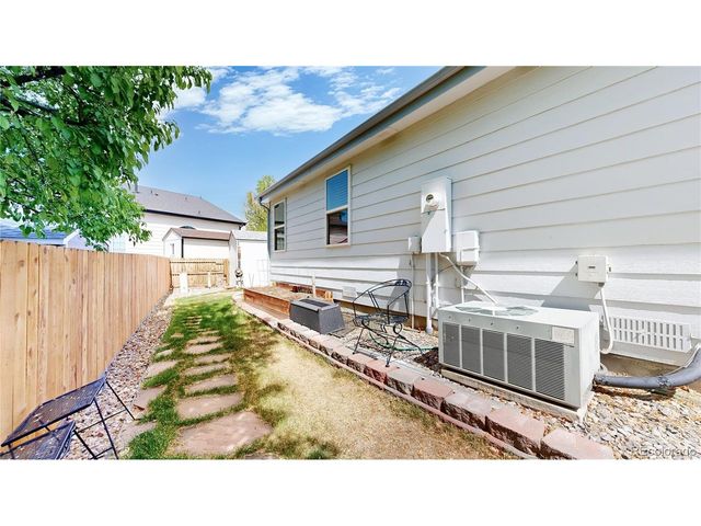 1648 E 131st Cir, Thornton, CO 80241