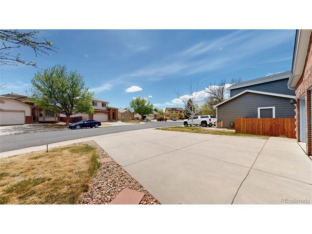 1648 E 131st Cir, Thornton, CO 80241