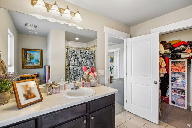 921 W LOTUS BROOK DR, South Salt Lake, UT 84119