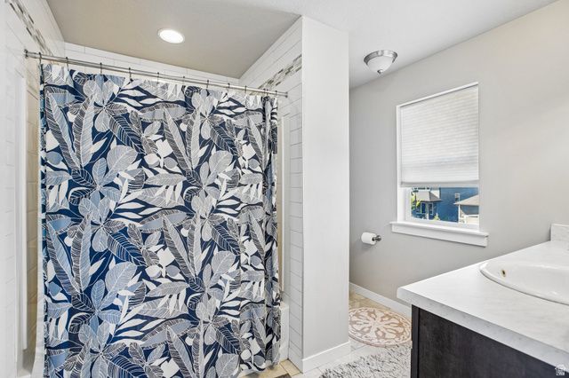 921 W LOTUS BROOK DR, South Salt Lake, UT 84119