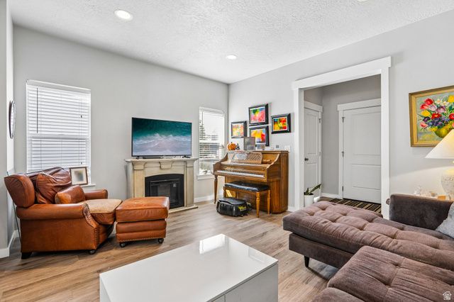 921 W LOTUS BROOK DR, South Salt Lake, UT 84119
