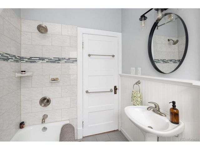 1374 Poplar St, Denver, CO 80220