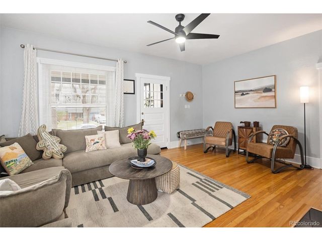 1374 Poplar St, Denver, CO 80220