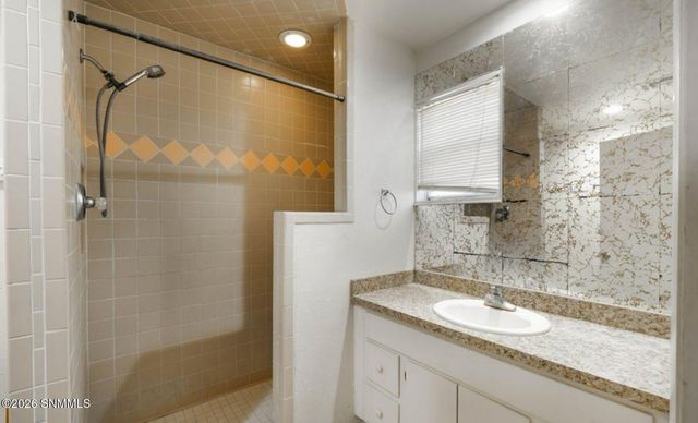 1710 Betty Circle, Las Cruces, NM 88001