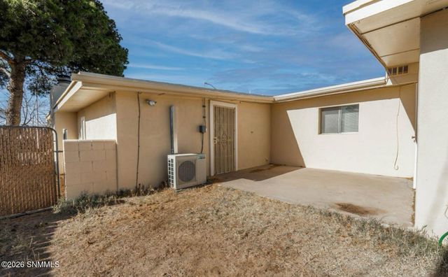 1710 Betty Circle, Las Cruces, NM 88001
