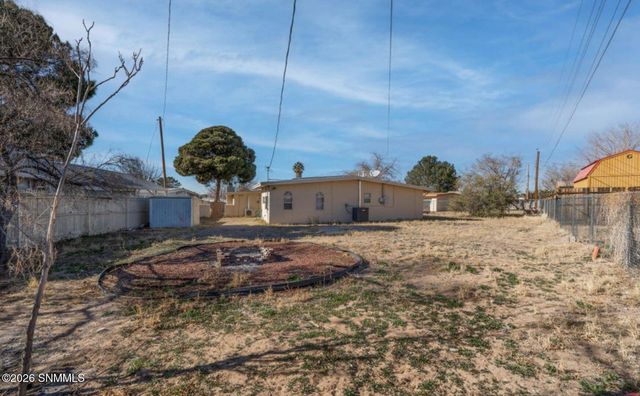 1710 Betty Circle, Las Cruces, NM 88001