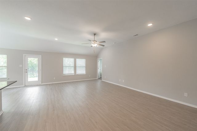 1207 Putnam Street, Mansfield, TX 76063