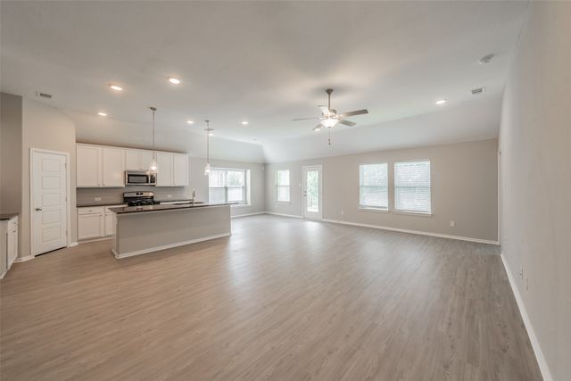 1207 Putnam Street, Mansfield, TX 76063