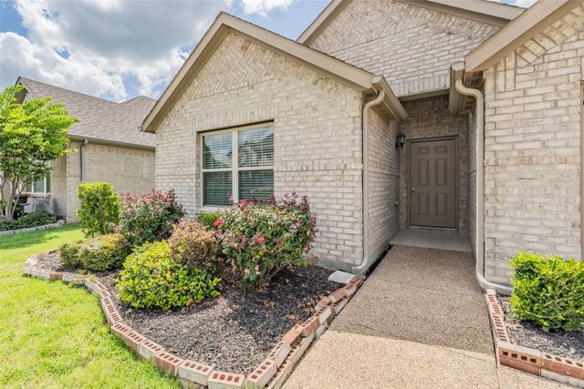 1207 Putnam Street, Mansfield, TX 76063