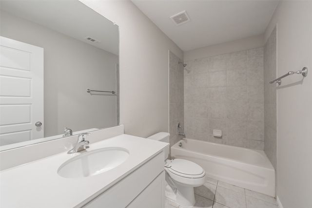 1207 Putnam Street, Mansfield, TX 76063