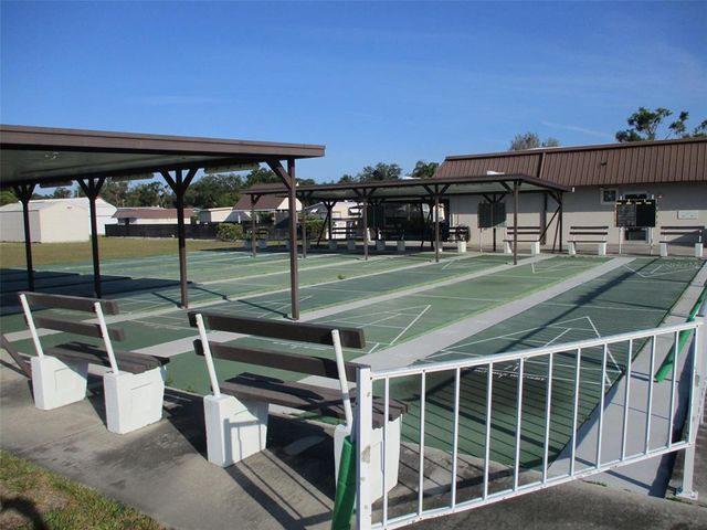3732 MULLER DRIVE, Zephyrhills, FL 33540