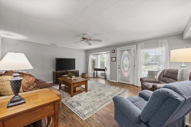 3411 Kenwood Way, Garland, TX 75041