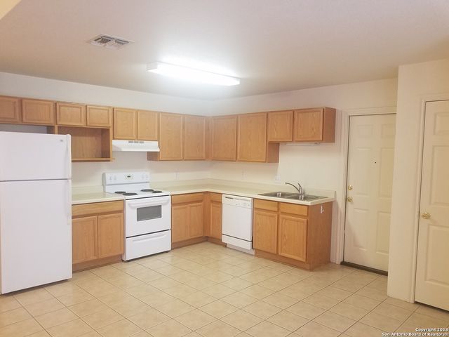 11211 Terra Loop Rd, San Antonio, TX 78233