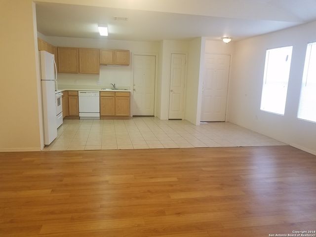 11211 Terra Loop Rd, San Antonio, TX 78233