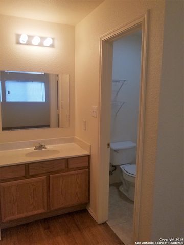 11211 Terra Loop Rd, San Antonio, TX 78233