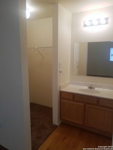 11211 Terra Loop Rd, San Antonio, TX 78233