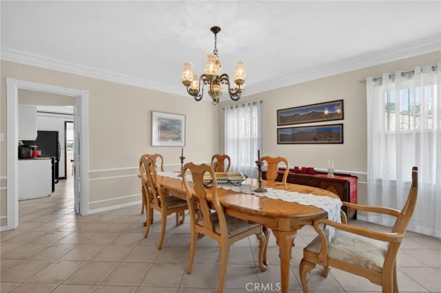 3664 Holboro, Los Angeles, CA 90027