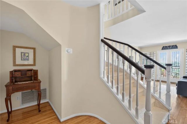 3664 Holboro, Los Angeles, CA 90027