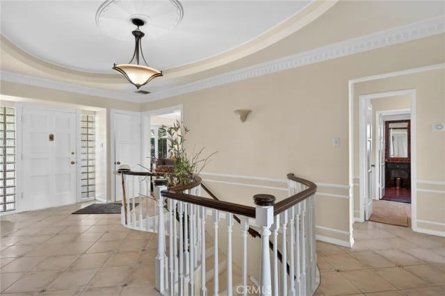 3664 Holboro, Los Angeles, CA 90027