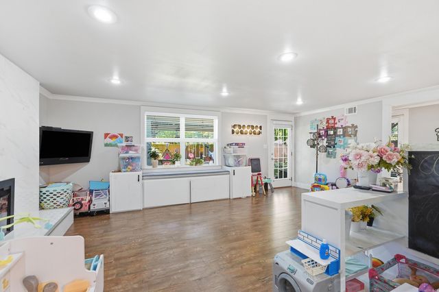2021 Arkansas Avenue, Conway, AR 72034