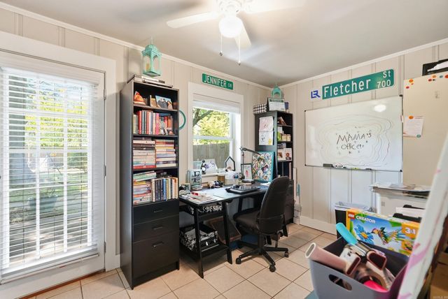 2021 Arkansas Avenue, Conway, AR 72034