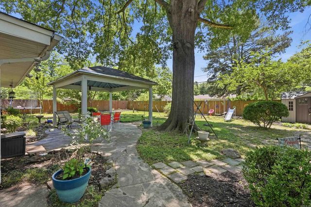 2021 Arkansas Avenue, Conway, AR 72034