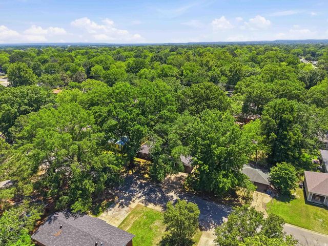 2021 Arkansas Avenue, Conway, AR 72034