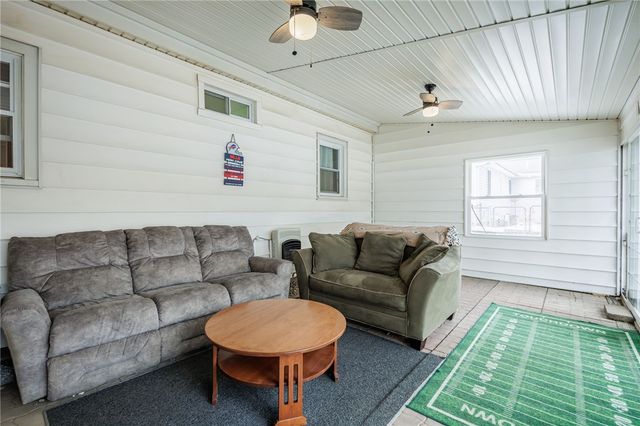 216 Mac Arthur Road, Greece, NY 14615