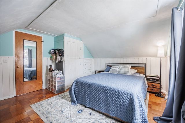 216 Mac Arthur Road, Greece, NY 14615